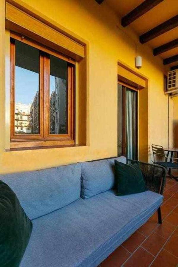 Cozy & Central Apartment Barcelona Exterior photo